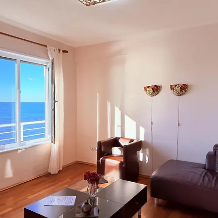 Beachfront In 072 Durrës