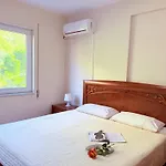 Beachfront In 072 *