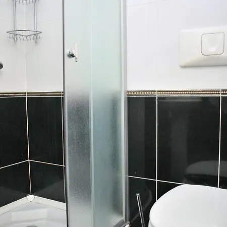 Two Bedroom With Sea View In 072 Durres