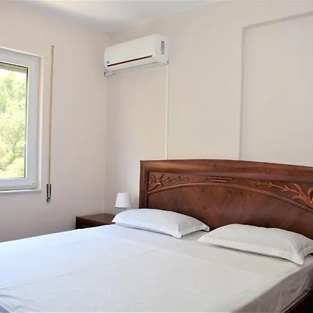 Apartment Two Bedroom With Sea View In 072