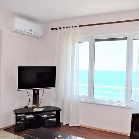 Two Bedroom With Sea View In 072 *