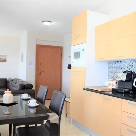 Two Bedroom With Sea View In 072 Durres