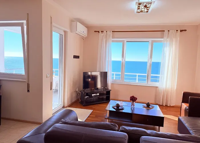 Beachfront In 072 * Durrës